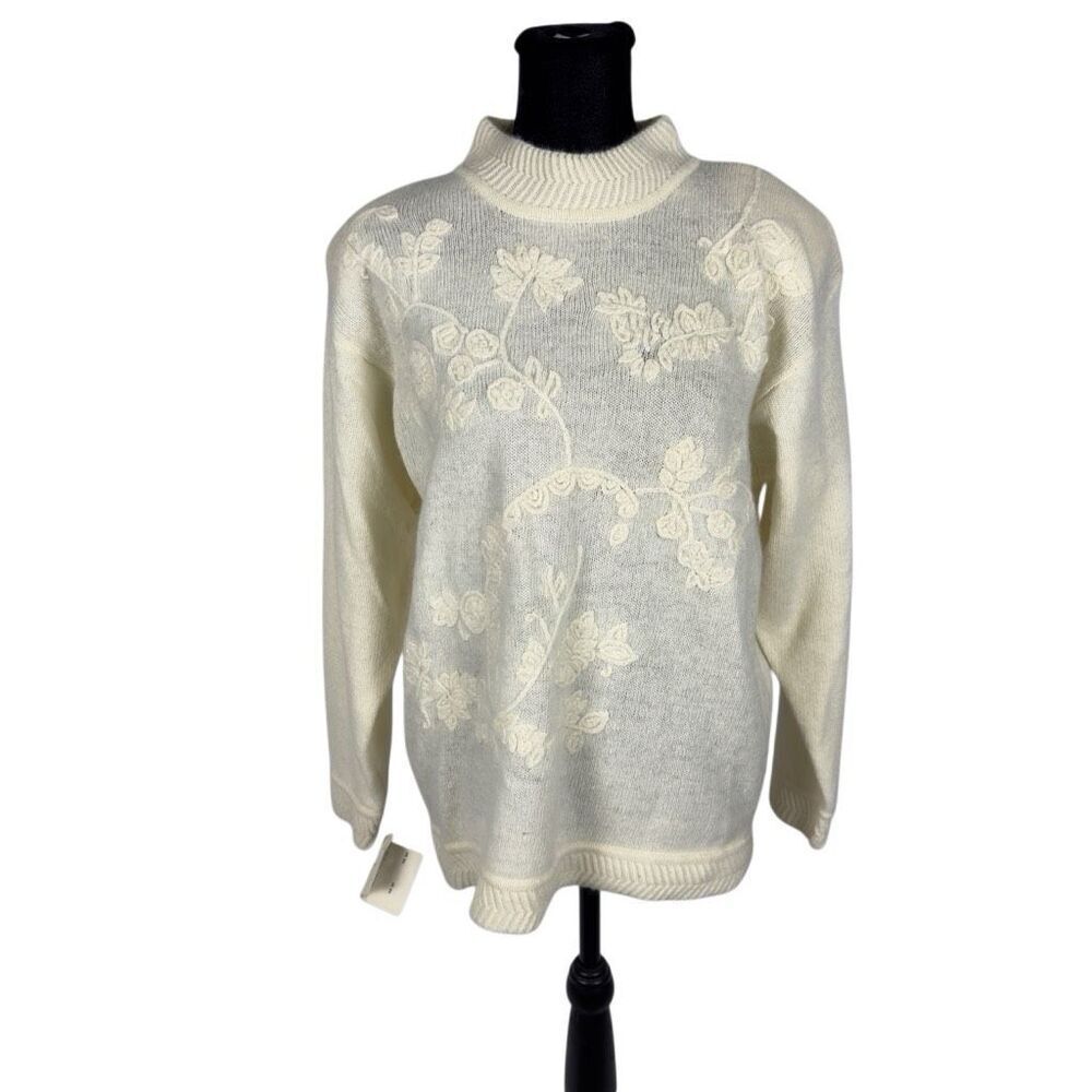 Vintage NWT Christiana Cream Sweater - Women’s M